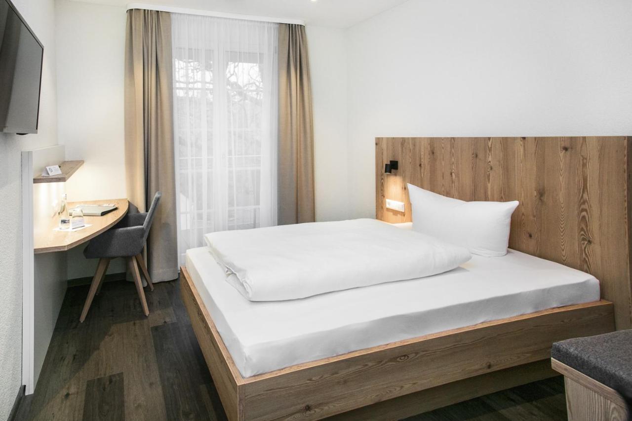 Hotel-Gasthaus Engel Luttingen Лауфенбурґ Екстер'єр фото