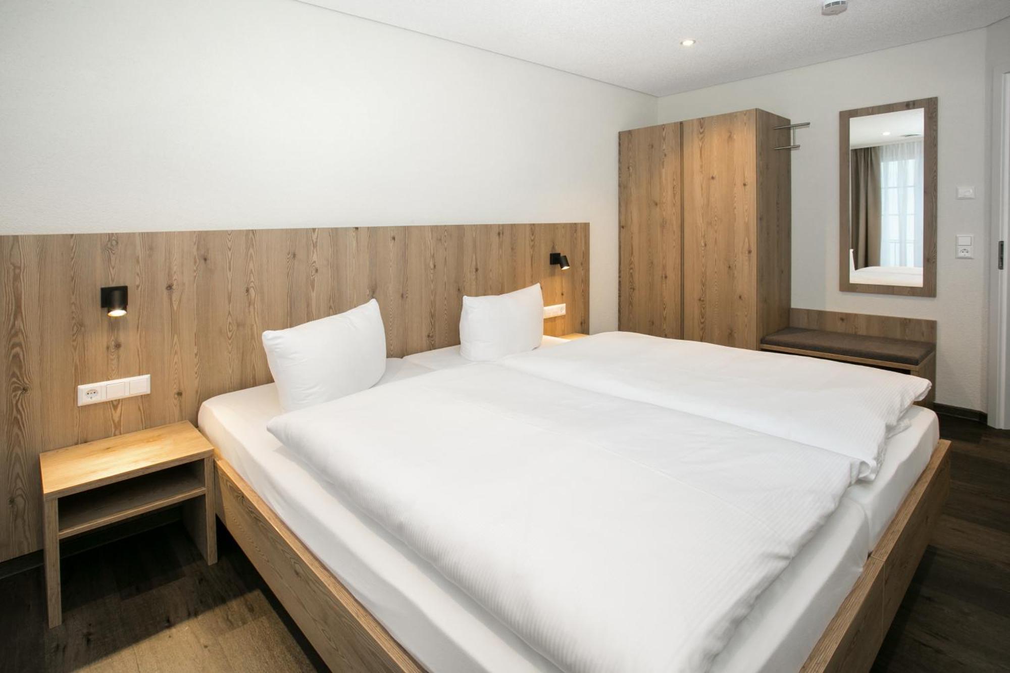 Hotel-Gasthaus Engel Luttingen Лауфенбурґ Номер фото